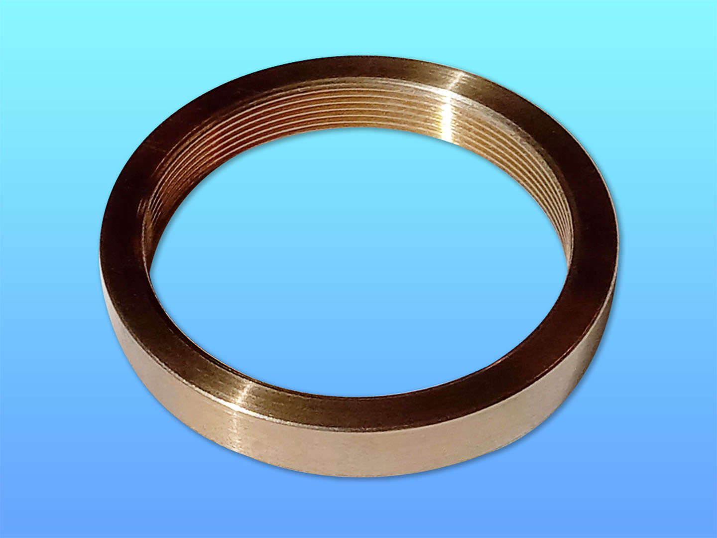 Male bushing adapter